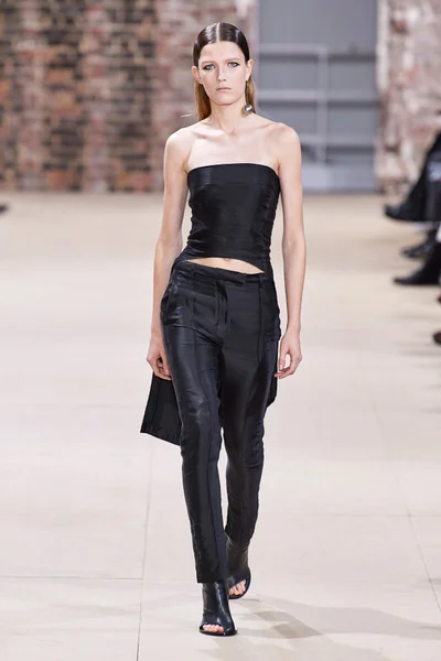 Look 6